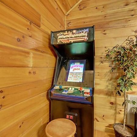 Creekside Paradise Found! One-Bedroom Mountain Cabin In Pigeon Forge 세비어빌 외부 사진
