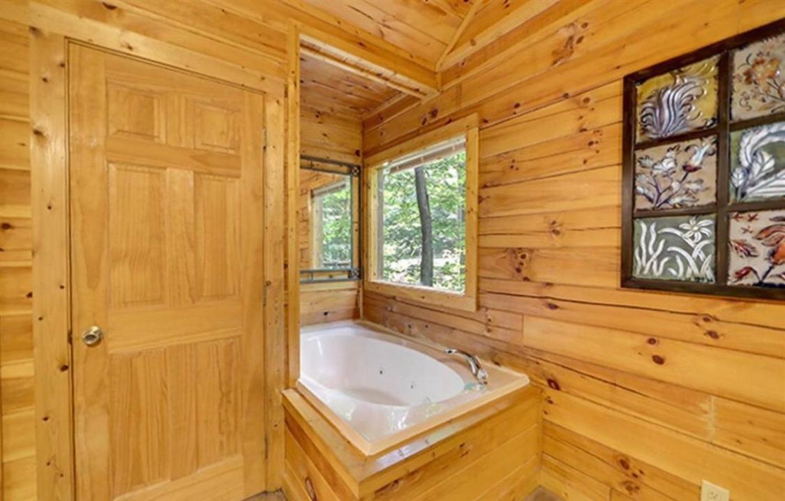 Creekside Paradise Found! One-Bedroom Mountain Cabin In Pigeon Forge 세비어빌 외부 사진